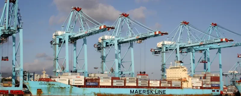 MAERSK BATAM Container Ship IMO 9355331 photo 9