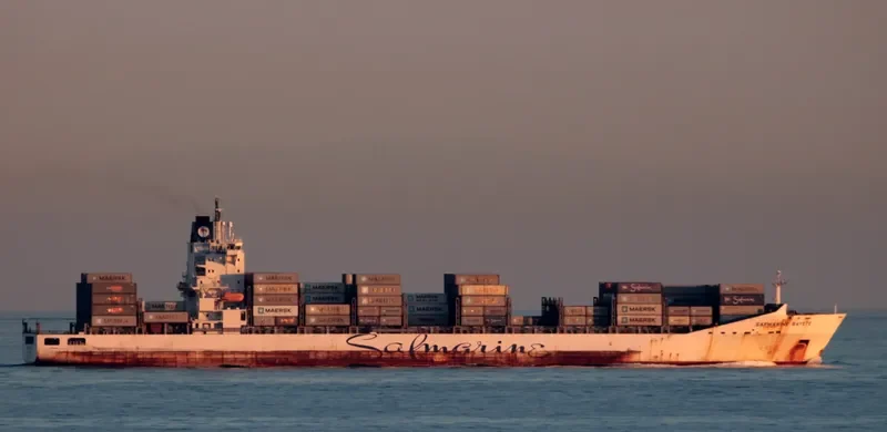 SAFMARINE BAYETE Container Ship IMO 9355355 photo 6