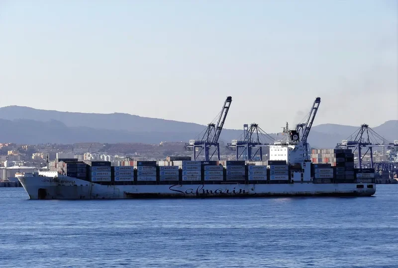 SAFMARINE BENGUELA Container Ship IMO 9355367 photo 2
