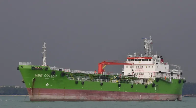 MARIA COSULICH Tanker IMO 9355654 photo 3