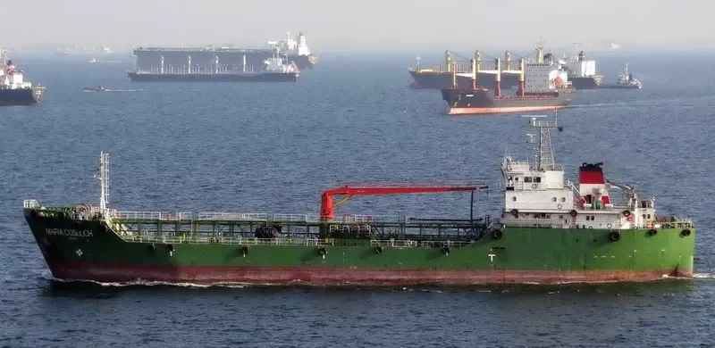 MARIA COSULICH Tanker IMO 9355654 photo 8