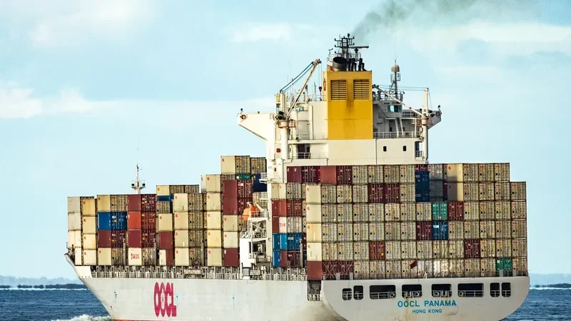 OOCL PANAMA Container Ship IMO 9355769 photo 4