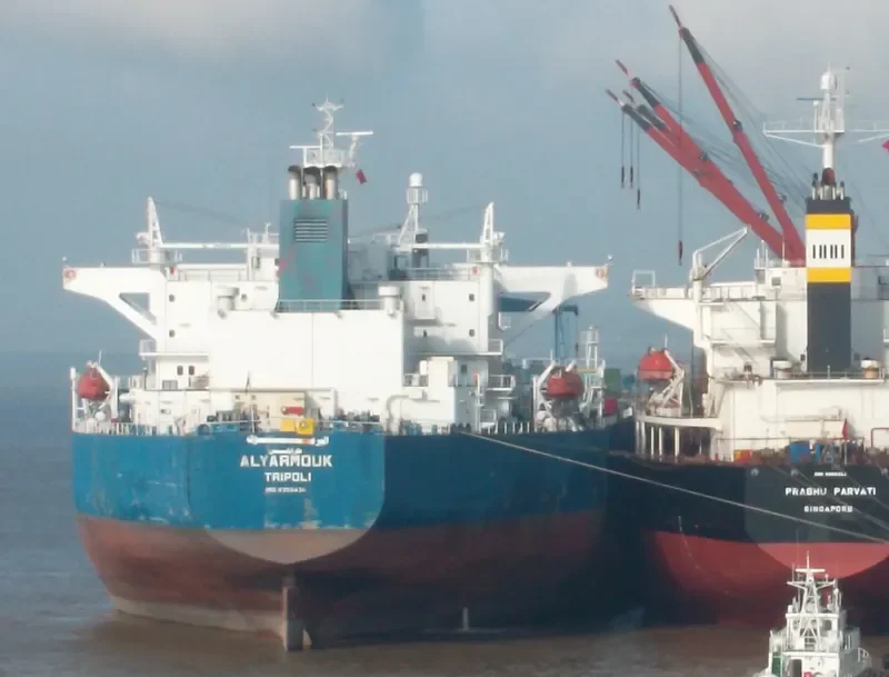 ALYARMOUK Tanker IMO 9356438 photo 10