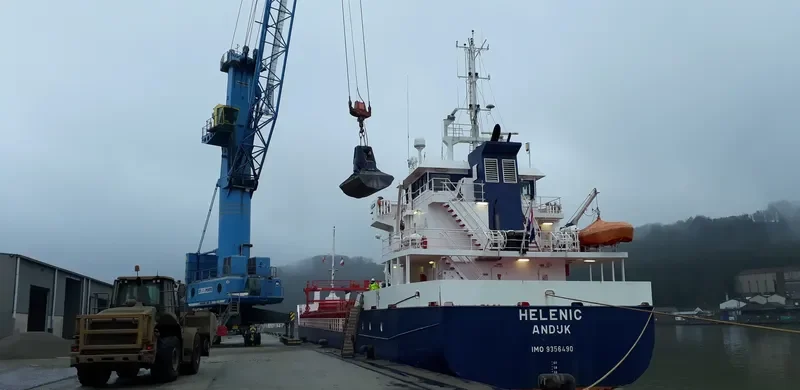 HELENIC Container Ship IMO 9356490 photo 2