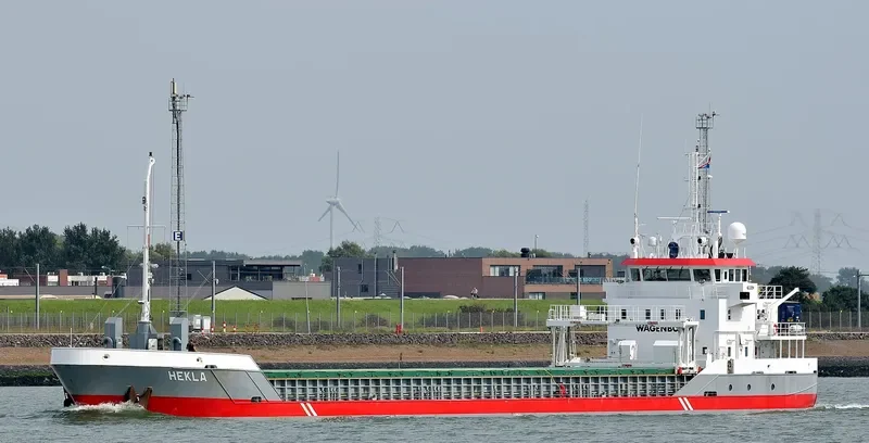 HEKLA Container Ship IMO 9356505 photo 3