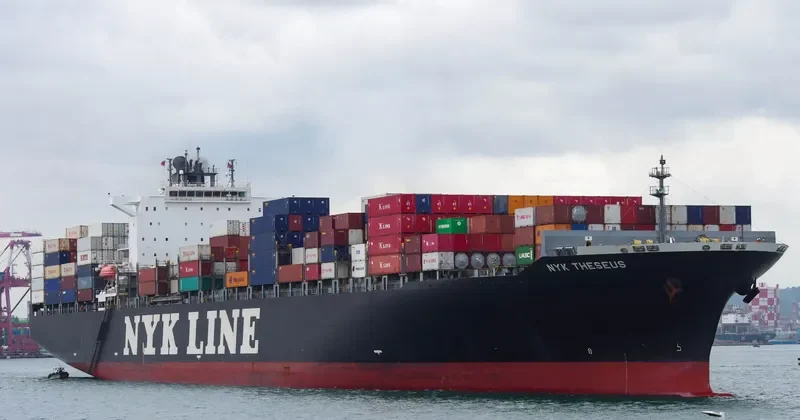 ONE THESEUS Container Ship IMO 9356701 photo 2