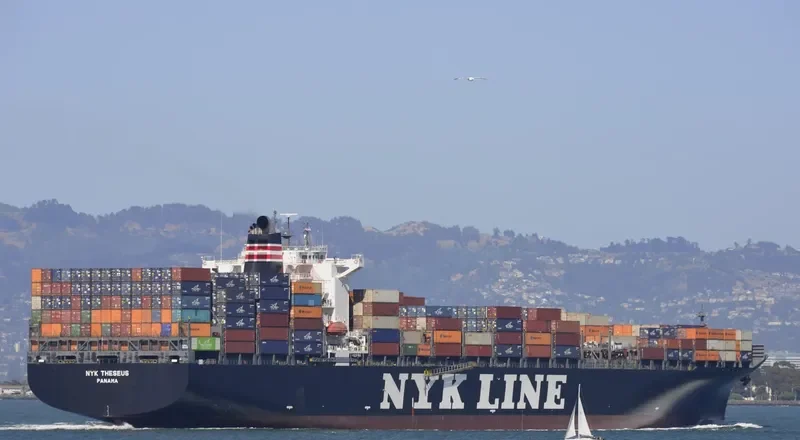 ONE THESEUS Container Ship IMO 9356701 photo 5