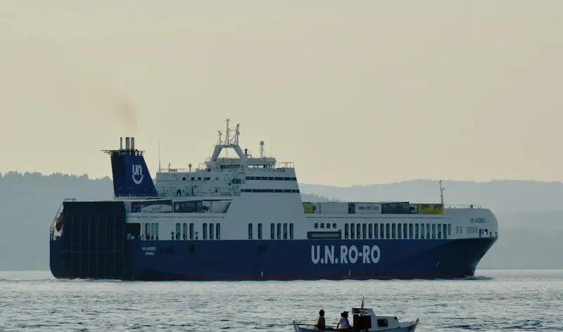 ZEUGMA SEAWAYS Ro-Ro IMO 9356737 photo 9