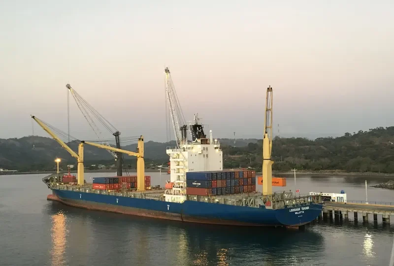 LOUISIANA TRADER Container Ship IMO 9357121 photo 6
