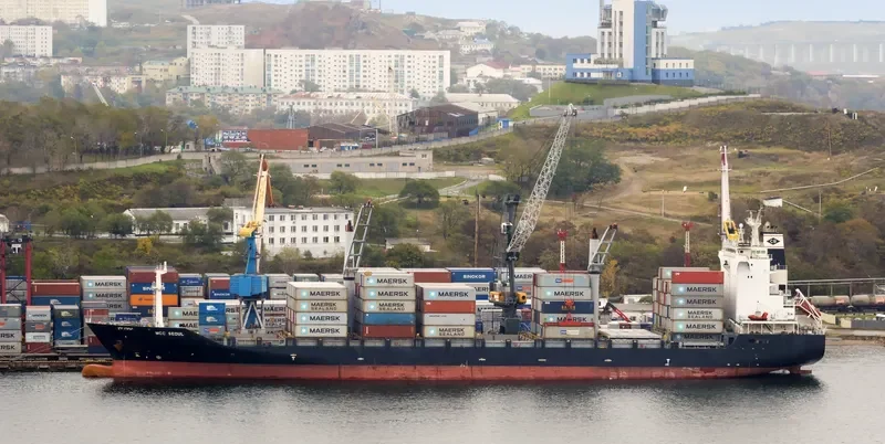 SEOUL GLOW Container Ship IMO 9357535