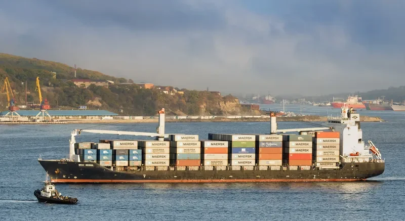 SEOUL GLOW Container Ship IMO 9357535 photo 2