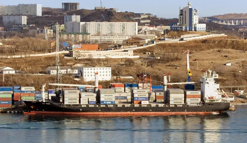 SEOUL GLOW Container Ship IMO 9357535 photo 6