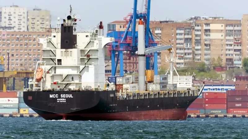 SEOUL GLOW Container Ship IMO 9357535 photo 8