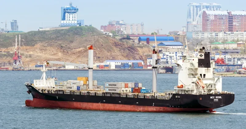 SEOUL GLOW Container Ship IMO 9357535 photo 9