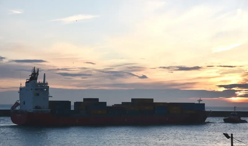 EF EMIRA Container Ship IMO 9357810