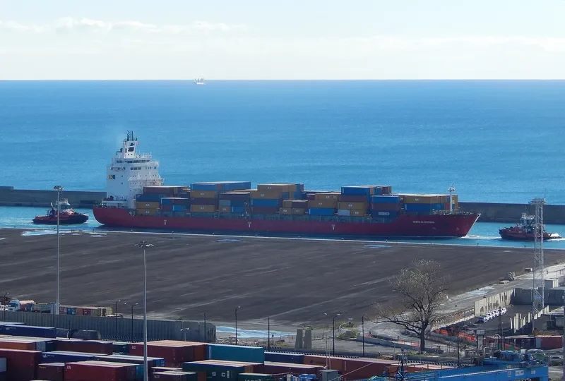 EF EMIRA Container Ship IMO 9357810 photo 26