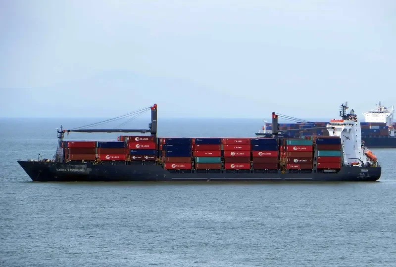 JT GLORY Container Ship IMO 9357858 photo 2