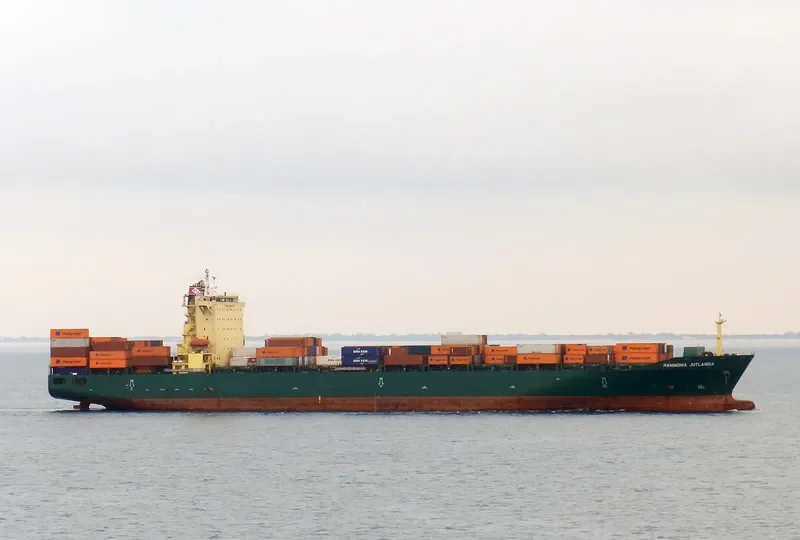 BOMAR RENAISSANCE Container Ship IMO 9358436 photo 8
