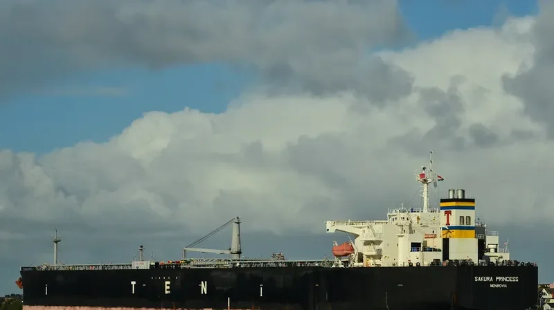 SAKURA PRINCESS Tanker IMO 9358541 photo 7