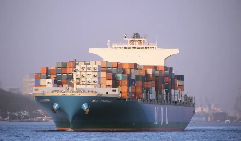 MOL COMFORT Container Ship IMO 9358761 photo 6