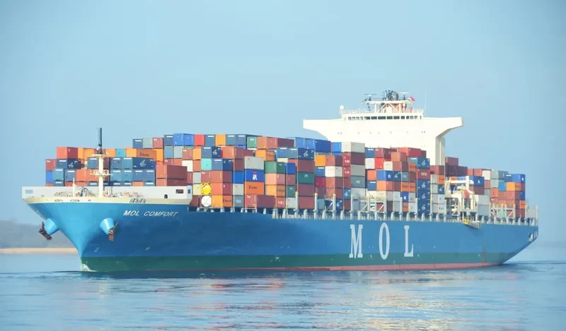 MOL COMFORT Container Ship IMO 9358761 photo 7