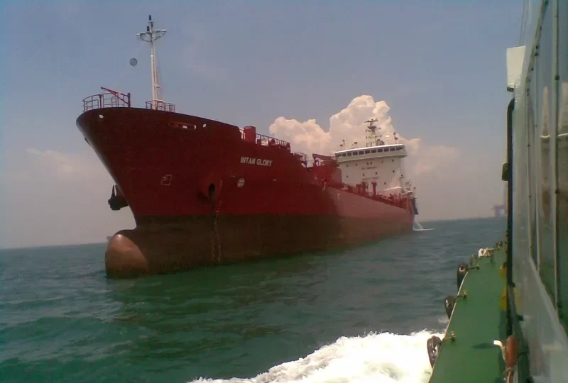 INTAN GLORY Tanker IMO 9358814 photo 3