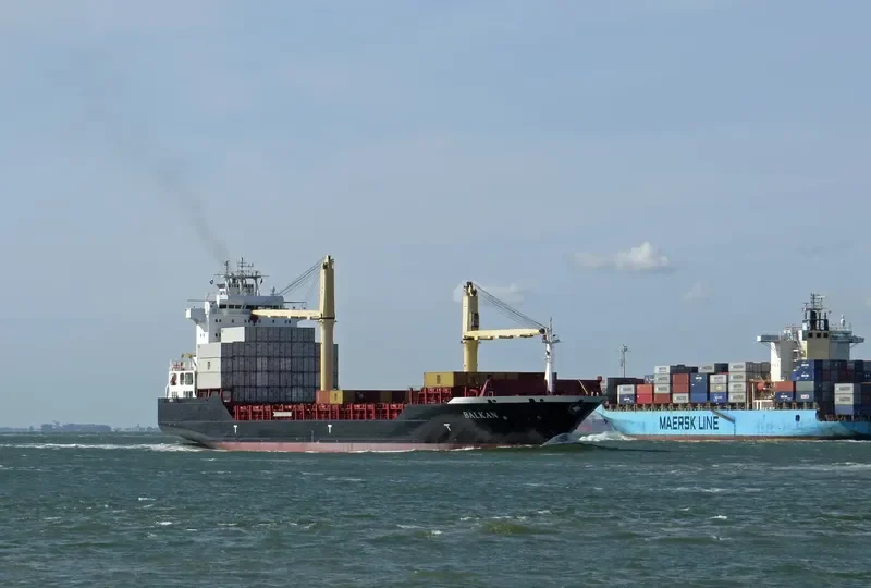 JETT Container Ship IMO 9358890 photo 33