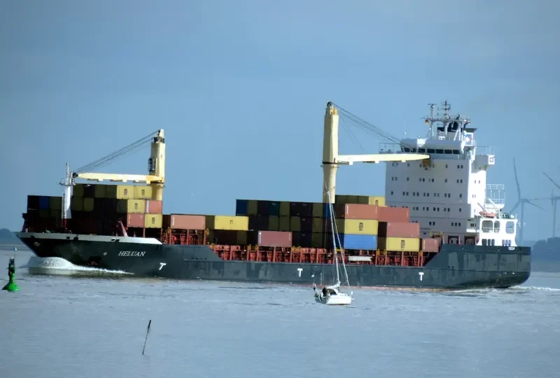 HELIANTHUS Container Ship IMO 9358905 photo 4