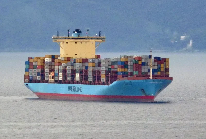 GUNDE MAERSK Container Ship IMO 9359014 photo 6