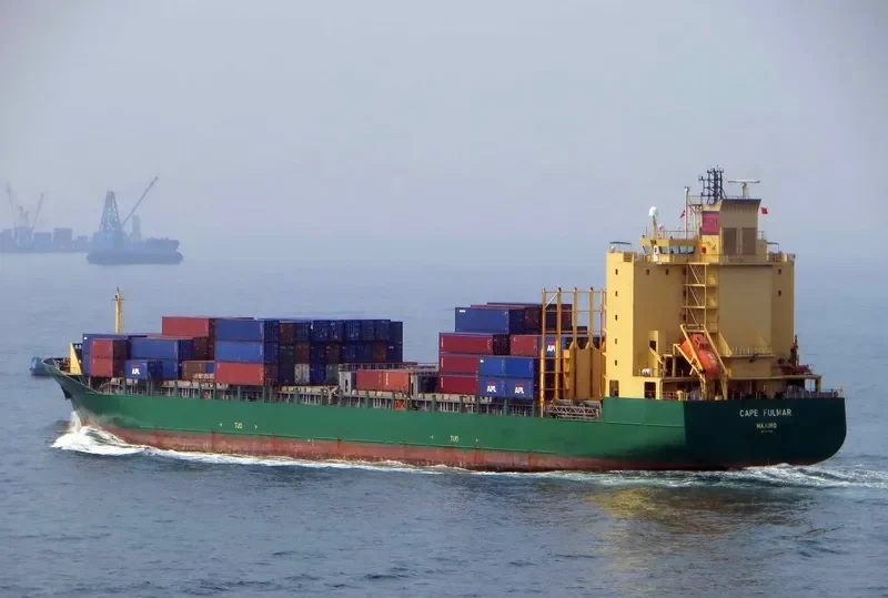 CAPE FULMAR Container Ship IMO 9359313 photo 5