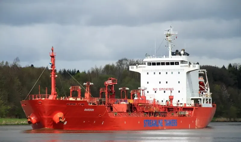 BARDON Tanker IMO 9359595 photo 8