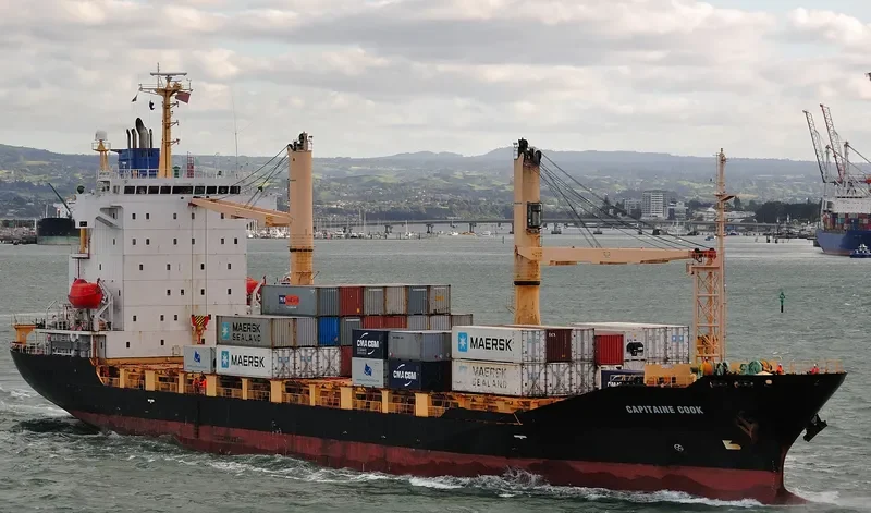 KOTA RAKAN Container Ship IMO 9359686 photo 4