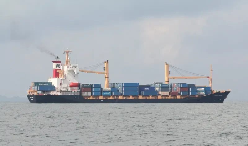 KOTA RAKAN Container Ship IMO 9359686 photo 9