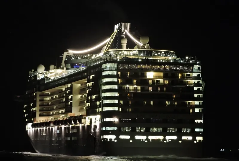 MSC SPLENDIDA Passenger Ship IMO 9359806 photo 8