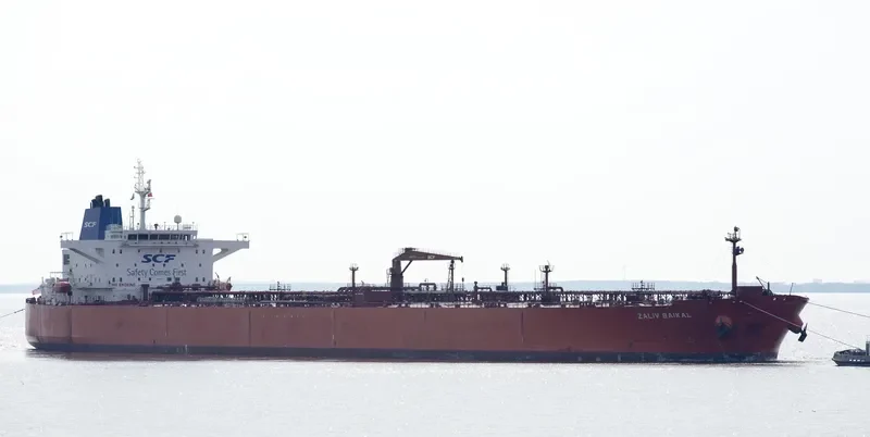 ZALIV BAIKAL Tanker IMO 9360128 photo 8