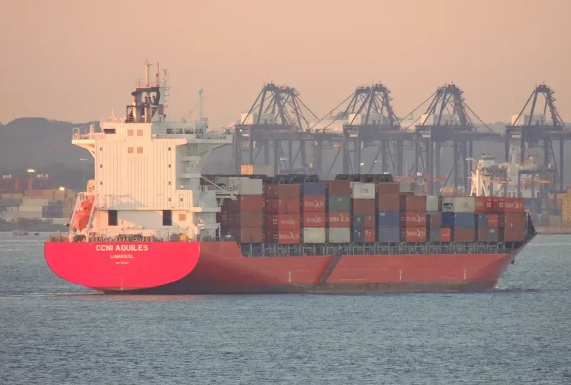 CAPE MARTIN Container Ship IMO 9360245 photo 4