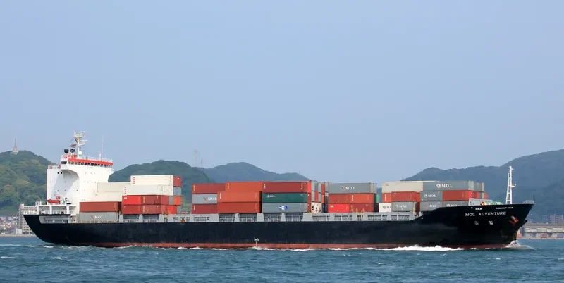 DONGJIN AUBE Container Ship IMO 9360283 photo 7