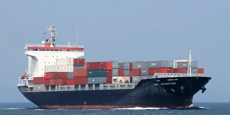 DONGJIN AUBE Container Ship IMO 9360283 photo 9