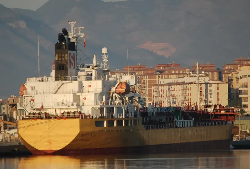 AMI Tanker IMO 9360934 photo 4