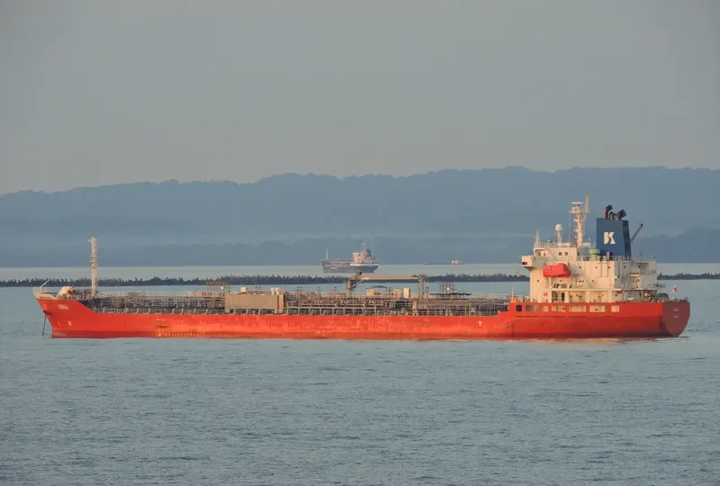 XENA Tanker IMO 9360958 photo 10