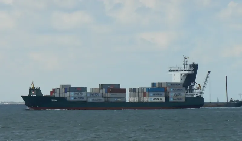 SKYLIGHT Container Ship IMO 9360984 photo 2