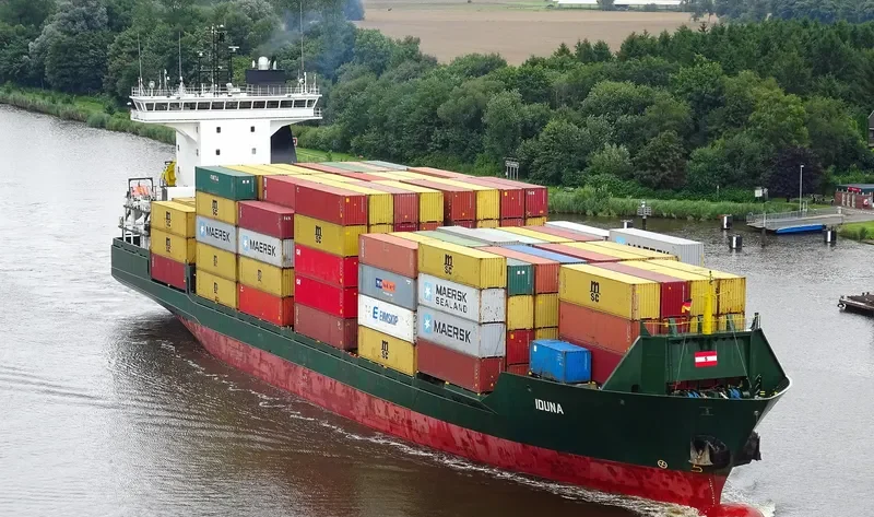 SKYLIGHT Container Ship IMO 9360984 photo 3