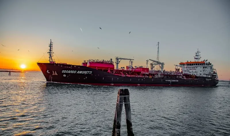 ODOARDO AMORETTI Tanker IMO 9361031 photo 2