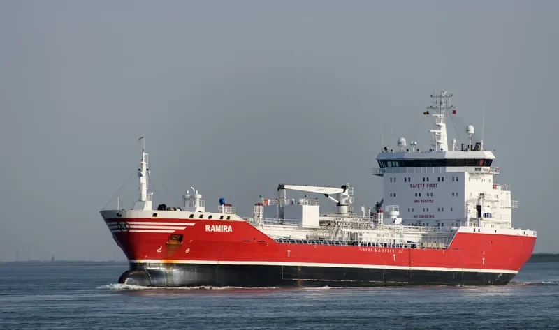 ALGONORTH Tanker IMO 9362152 photo 2