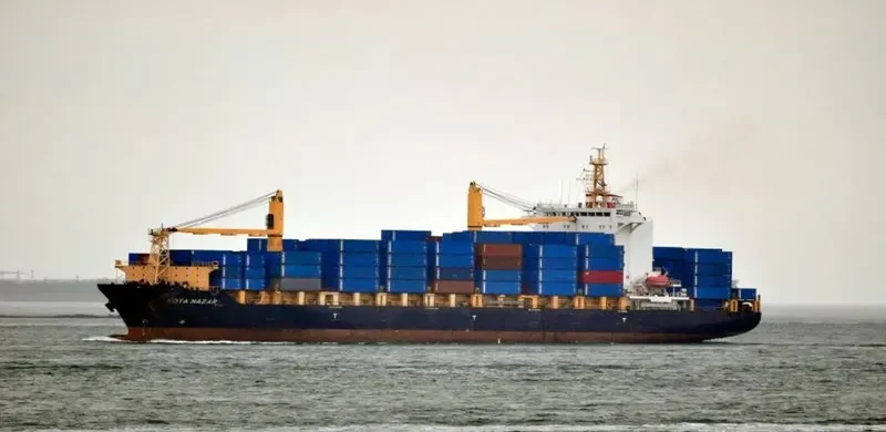 KOTA NAZAR Container Ship IMO 9362310 photo 4