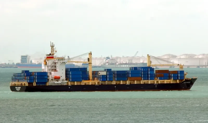 KOTA NAZAR Container Ship IMO 9362310 photo 10