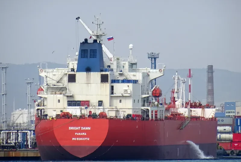 BRIGHT DAWN Tanker IMO 9362372 photo 5