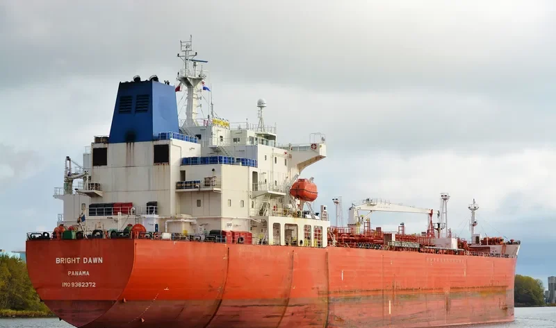 BRIGHT DAWN Tanker IMO 9362372 photo 9