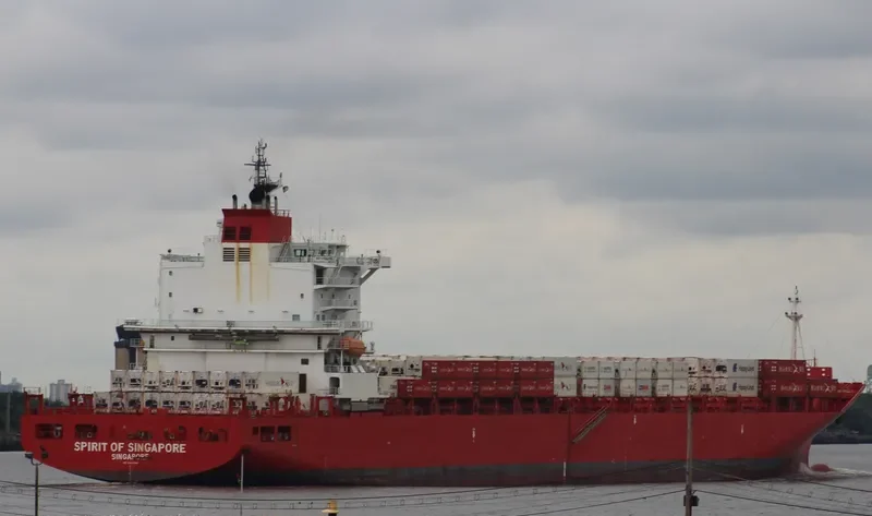 SPIRIT OF SINGAPORE Container Ship IMO 9362396 photo 4