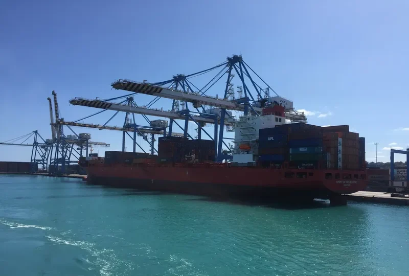 SPIRIT OF MELBOURNE Container Ship IMO 9362413 photo 2